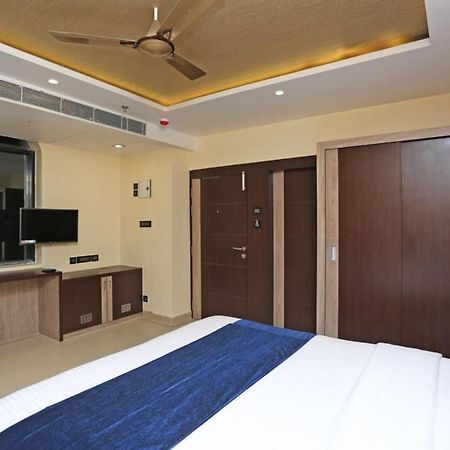 בובנשוואר Hotel Golden Orchid מראה חיצוני תמונה