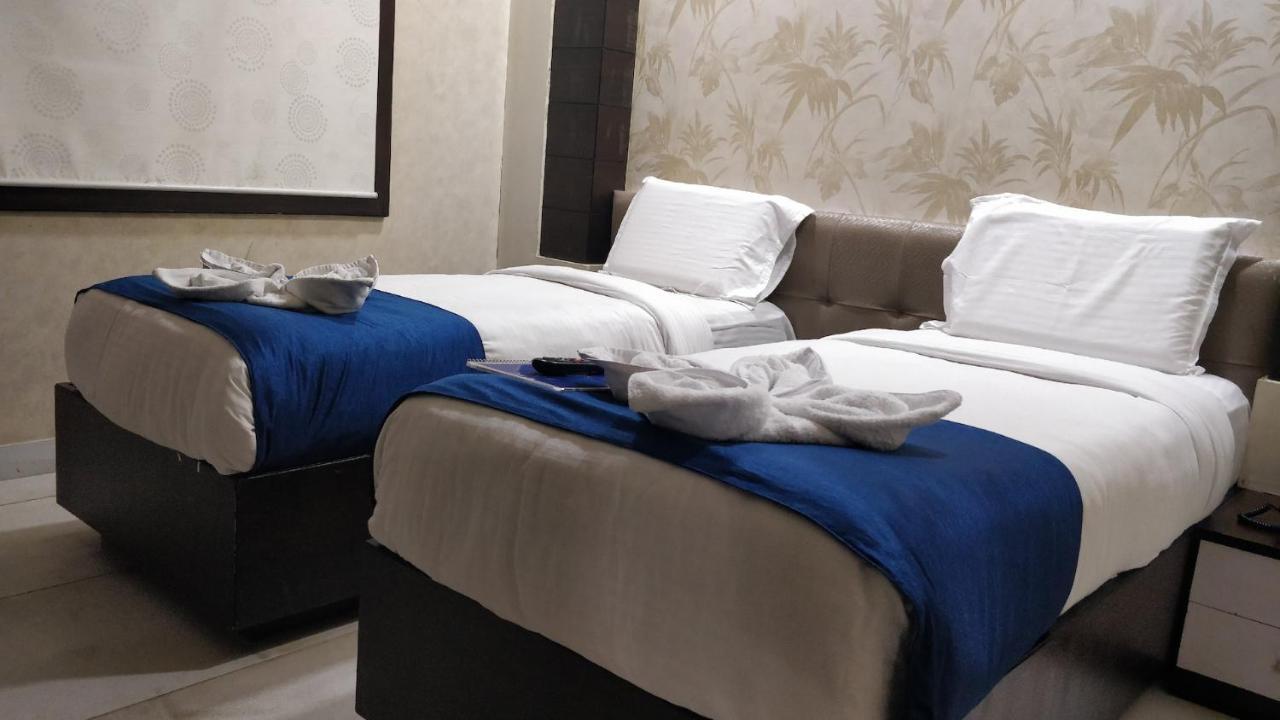 בובנשוואר Hotel Golden Orchid מראה חיצוני תמונה